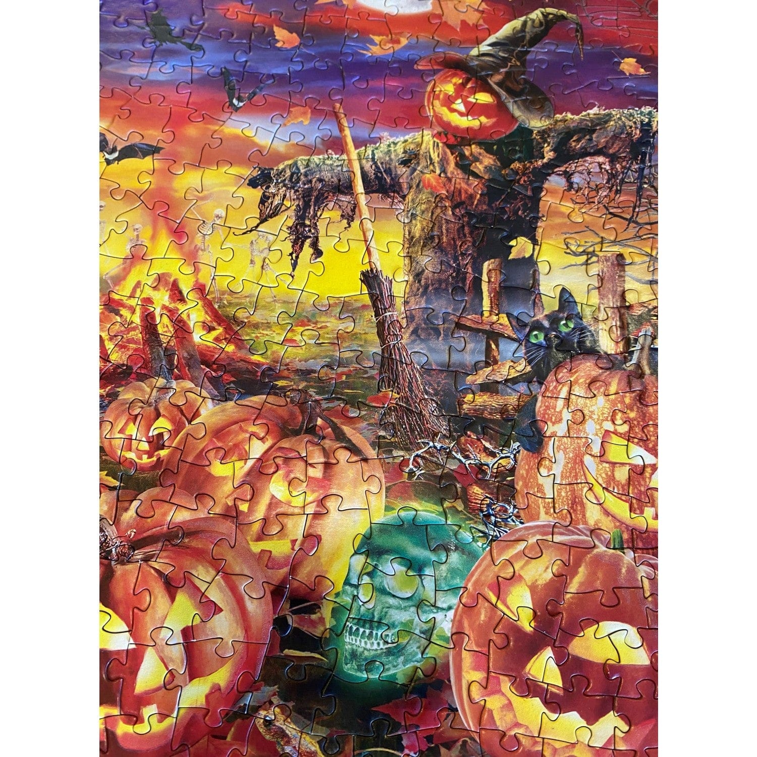 Glow in the Dark - All Hallow's Eve 500 Piece Jigsaw Puzzle - Out of Play
