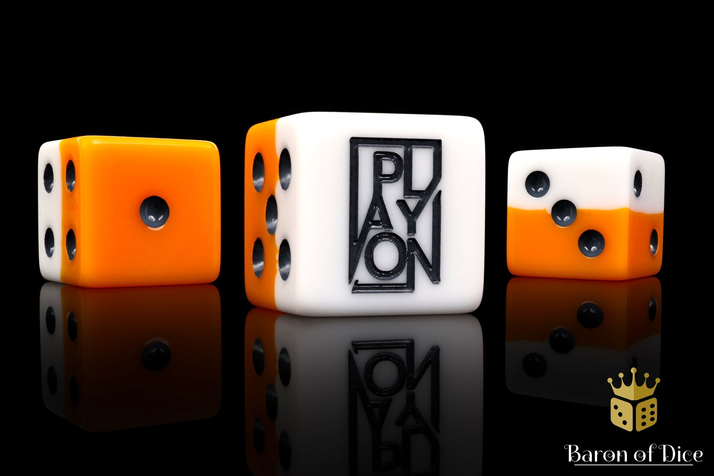 Play on Tabletop Official Dice - Orange Layered - Out of Play