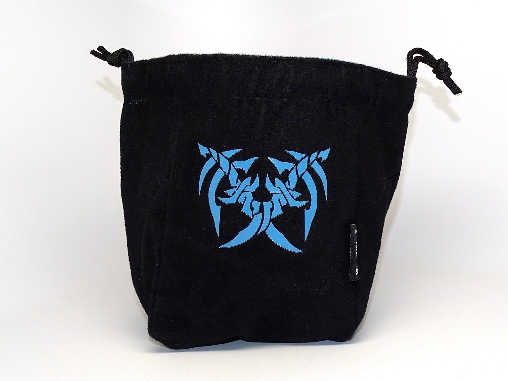 Assassin's Blades Reversible Microfiber Self-Standing Large Dice Bag - Out of Play