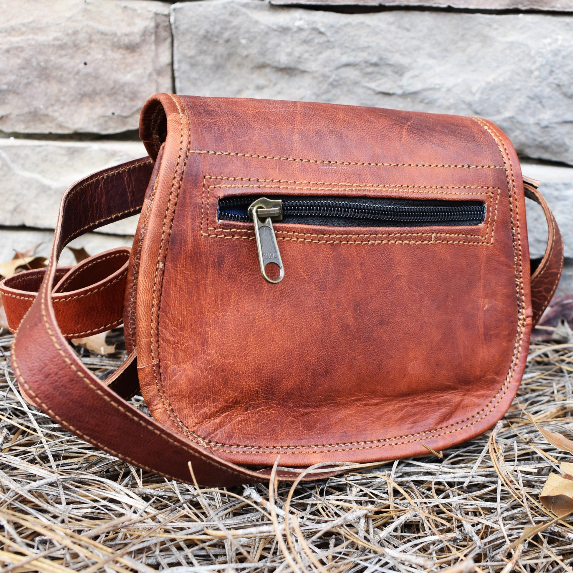 The Rogue Leather Satchel - Small (Tan) - Out of Play -Misty Mountain Gaming
