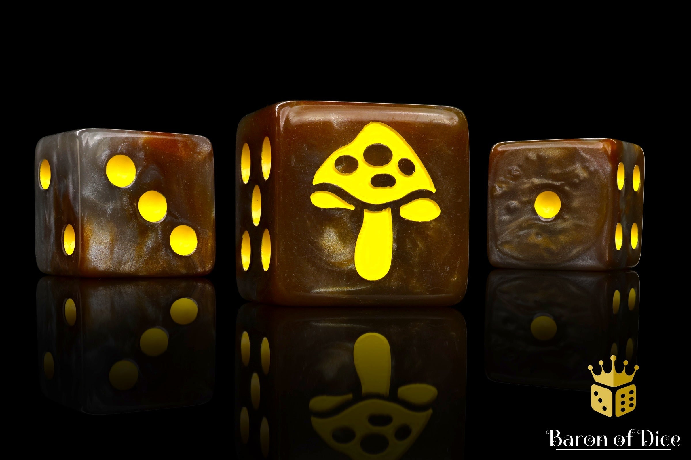 Shroom Dice - Yellow - Out of Play