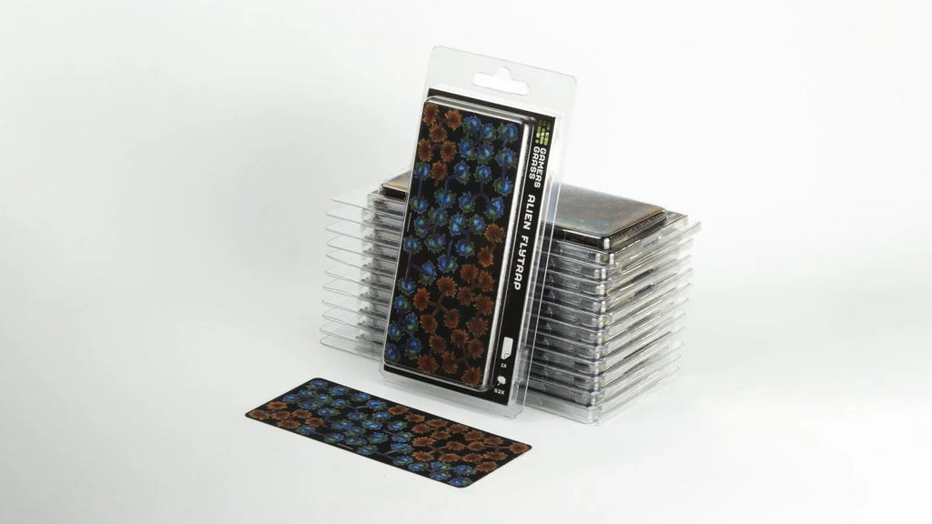 Gamers Grass - Laser Plants - Alien Flytrap - Out of Play