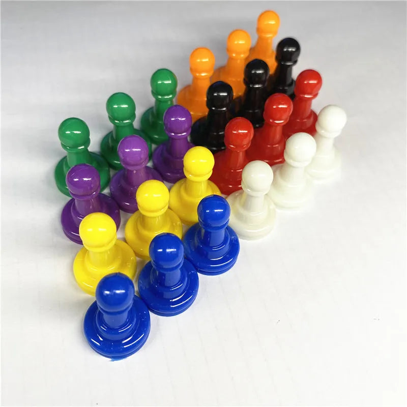 32Pc Plastic Pawns For Board Games