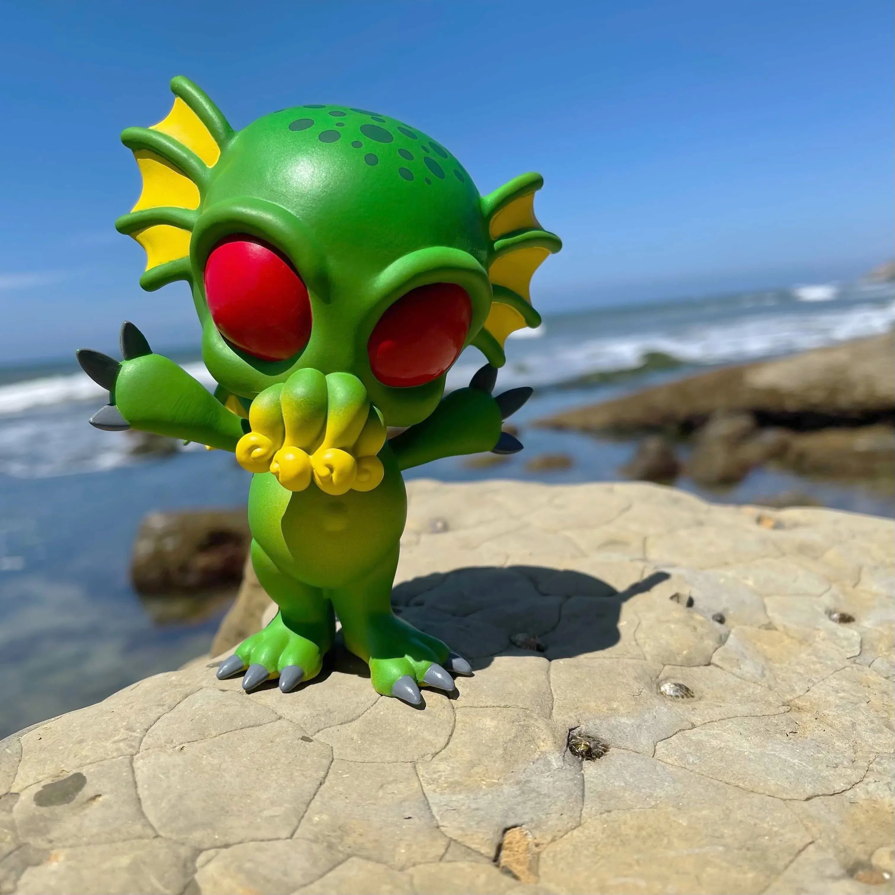 Cryptkins Unleashed: Cthulhu Vinyl Figure - Out of Play