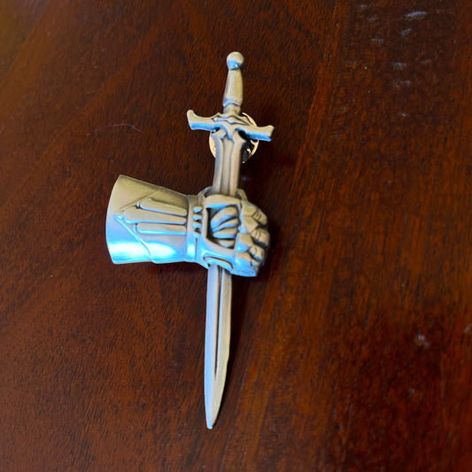 Order of the Gauntlet Pin (D&D)