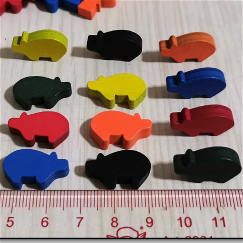 10Pcs Colorful Wooden Pig Pieces For Board Games