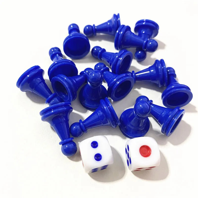 16Pcs Plastic Pawns For Games