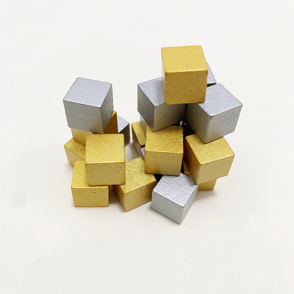 50/100Pcs Gold/Silver Wood Cubes For Board Game