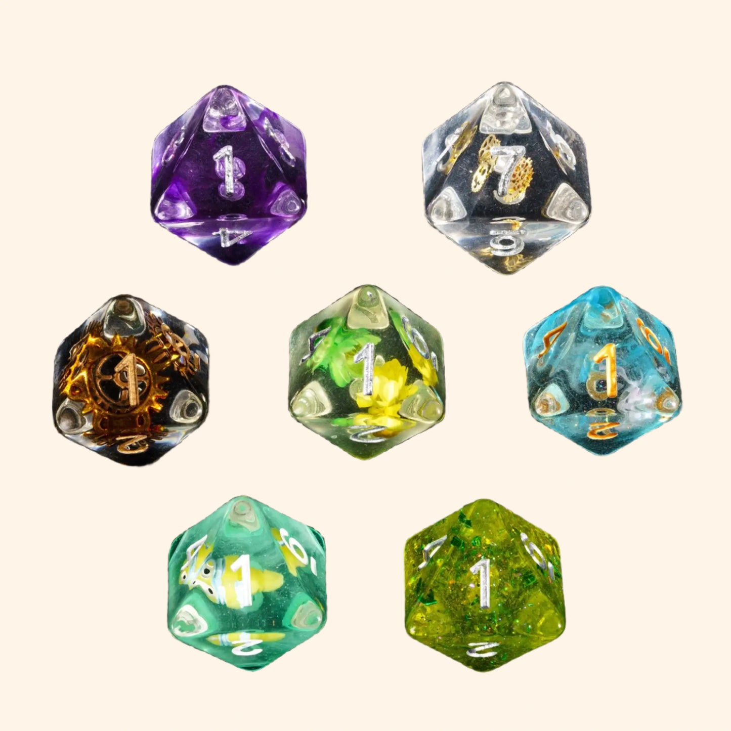 Random Color 7Pcs Set Resin Dice - Out of Play