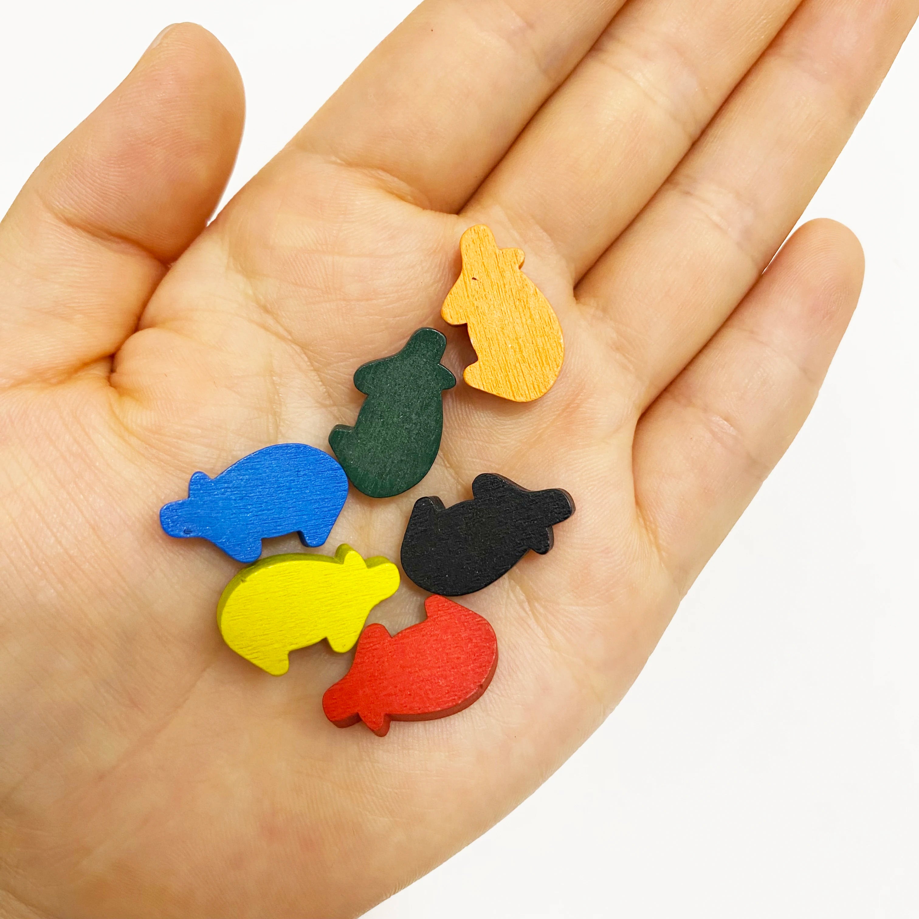 10Pcs Colorful Wooden Pig Pieces For Board Games