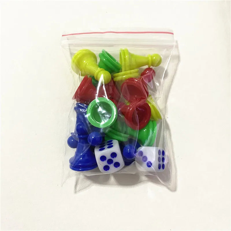 16Pcs Plastic Pawns For Games