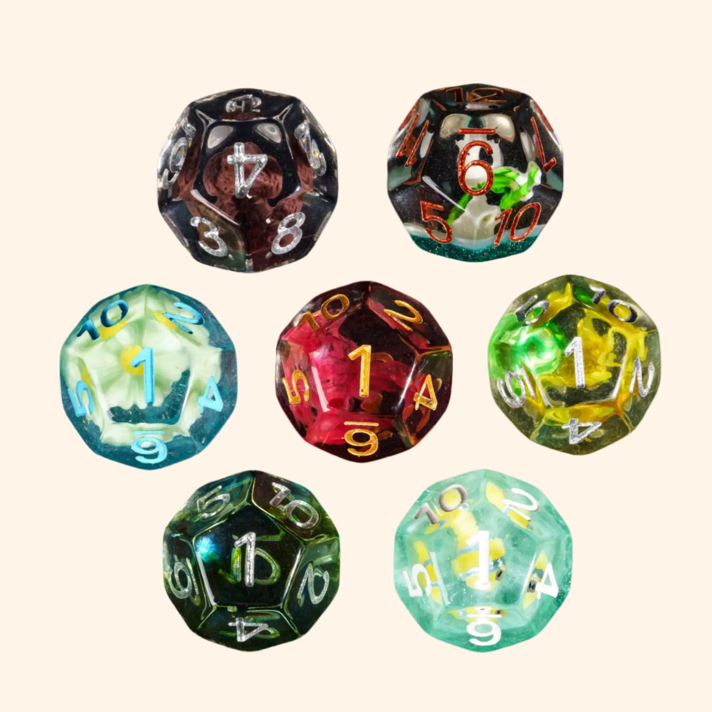 Random Color 7Pcs Set Resin Dice - Out of Play