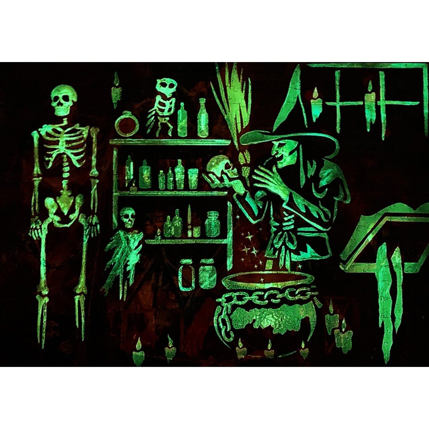 Glow in the Dark - On a Scary Night in October 500 Piece Jigsaw Puzzle MasterPieces Puzzle Company INC